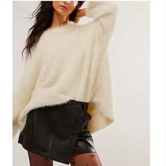 FREE PEOPLE NWT Wynne Vegan Skirt / Black