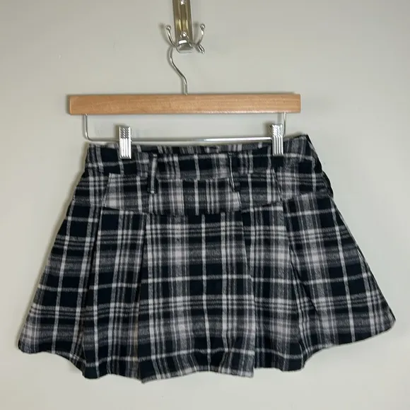 Free People Serena Micro Skort Plaid High Rise Relaxed A Line Black Sz 4 NEW