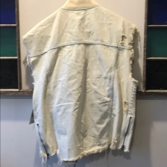 Free people vest