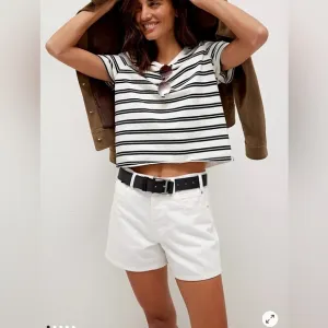 Free People We the Free Tippi Denim Shorts in White (Fortune) Size 27 NWT