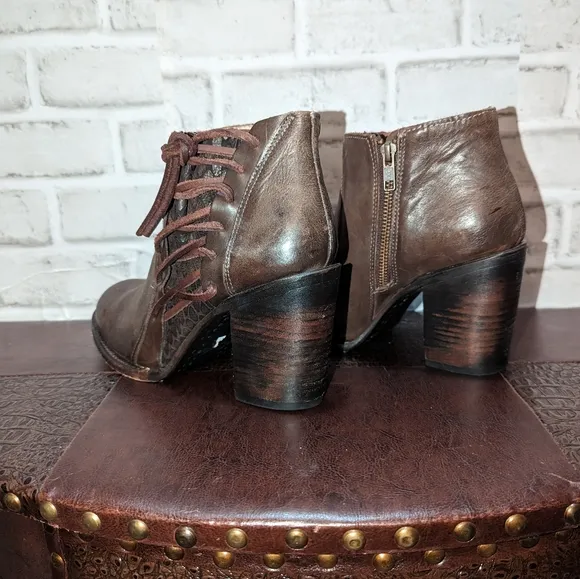 FreeBird BROOK Ankle Boots size 10