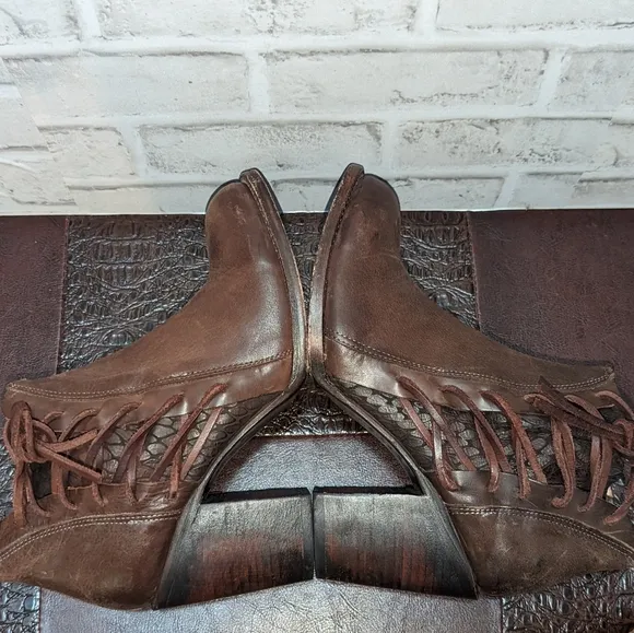 FreeBird BROOK Ankle Boots size 10