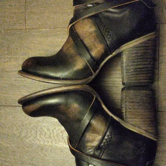 FREEBIRD by Steven &quot;Baker&quot; Heeled Short Boots