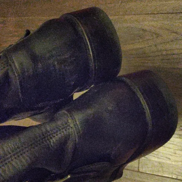 FRYE &quot;Natalie Engineer&quot; Black Leather Short Boots