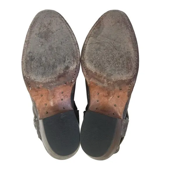 FRYE Boots Women’s Sz 5.5 Deborah Stud Harness Weathered Leather Pull On Brown