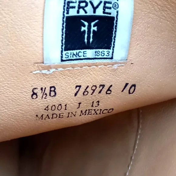 Frye- Linsey Plate  76976 -knee High Riding Boots Black Leather 8.5B