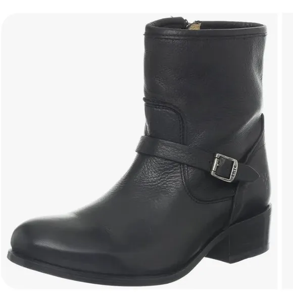 Frye Lynn Buckle Ankle boots