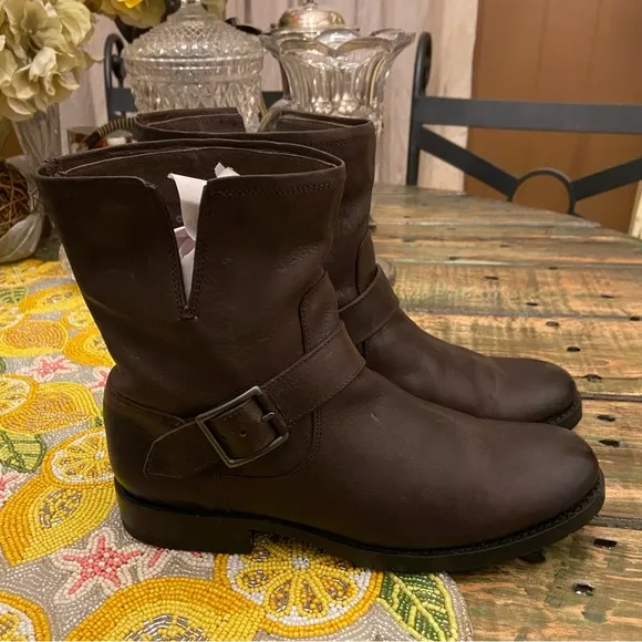 Frye Natalie Engineer Short Women’s Brown Leather Strap Engineer Boots