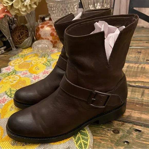 Frye Natalie Engineer Short Women’s Brown Leather Strap Engineer Boots