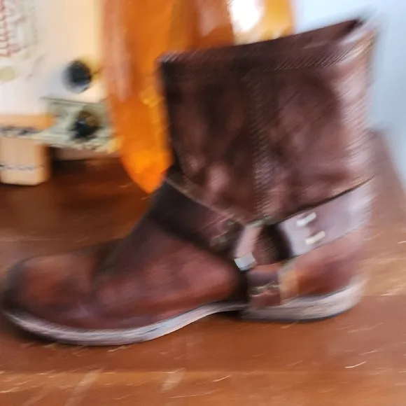 Frye Phillip Harness Boots with Zip Up Back 8b