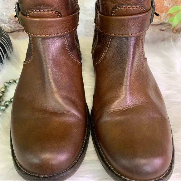 FRYE Phillip Tall Pebbled Brown Buckle Leather Riding Boots, 7.5B