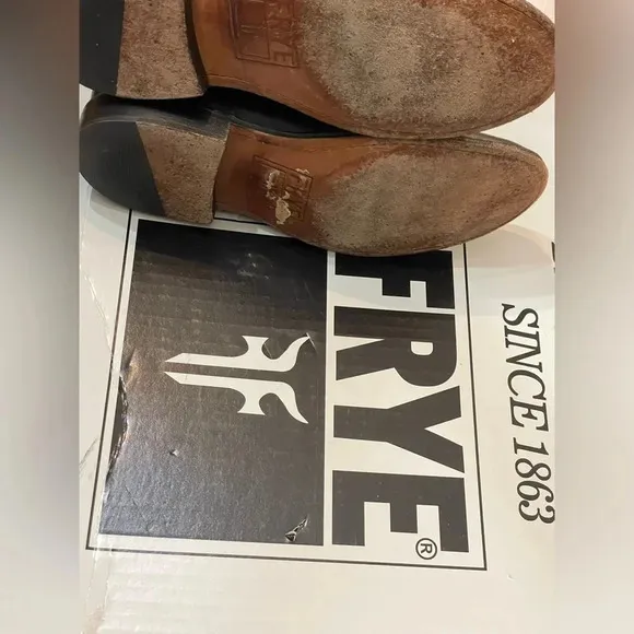 FRYE Shirley 77745 Black Leather Equestrian Riding Boots Size 5.5 Comes with Box