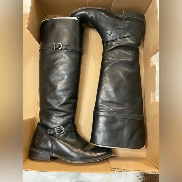 FRYE Shirley 77745 Black Leather Equestrian Riding Boots Size 5.5 Comes with Box