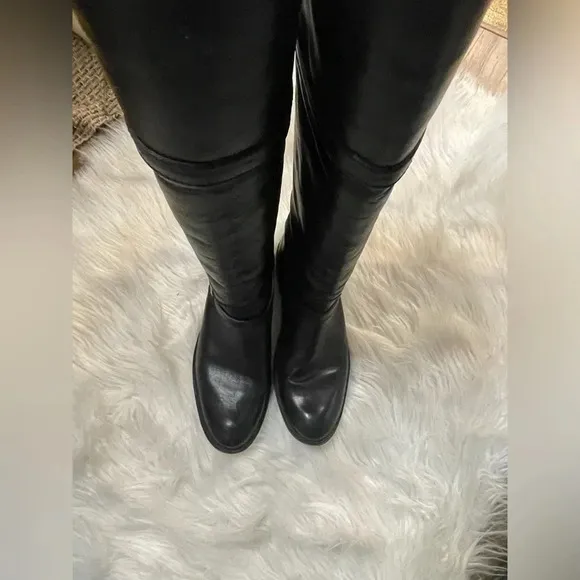 FRYE Shirley 77745 Black Leather Equestrian Riding Boots Size 5.5 Comes with Box