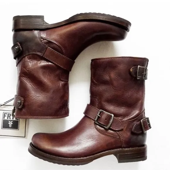 Frye Vera Back Zip Short Boots