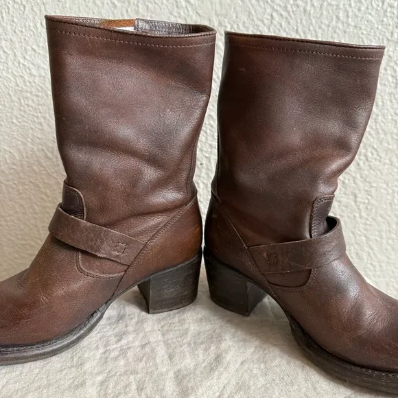 Frye Vera Heeled Boots