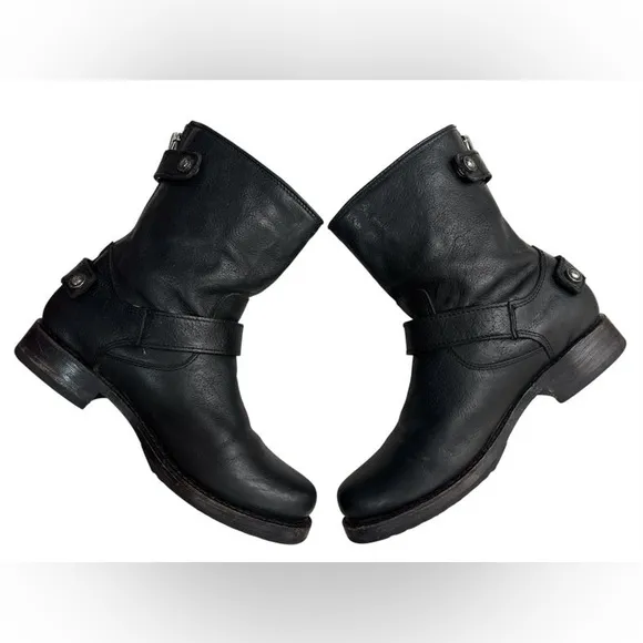 Frye Veronica Back Zip Short Black Leather Moto Boots - Style 66524 Size 6B