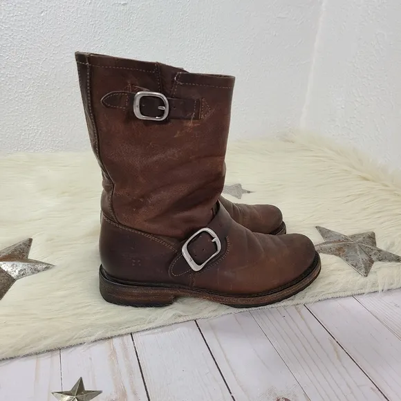 Frye Veronica short boots dark brown slouchy moto booties size 5.5