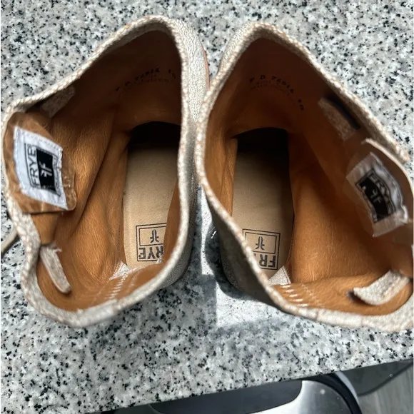 Frye Veronica Short Boots