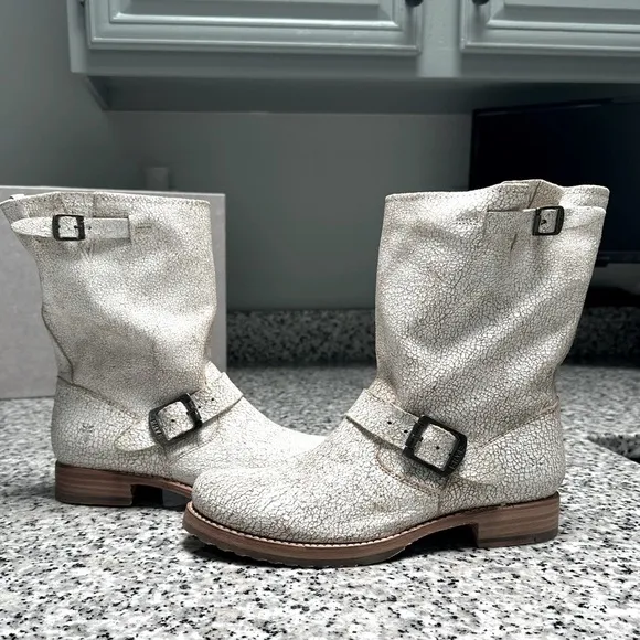 Frye Veronica Short Boots