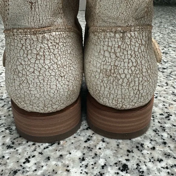 Frye Veronica Short Boots