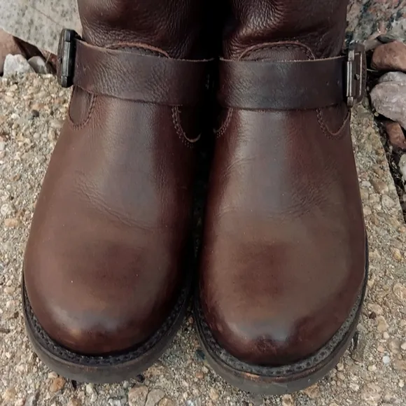 Frye Veronica short slouch brown leather moto buckle strap boots womens 7.5