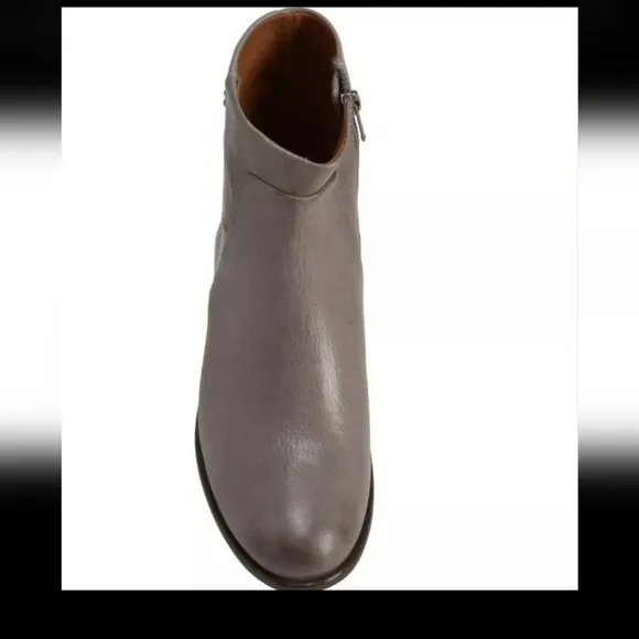 Frye women's ankle boots Grey Charlie Seam size 8B
