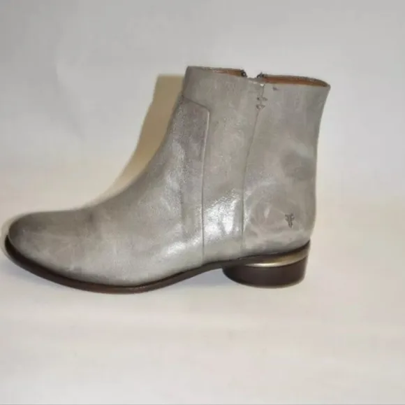 Frye women's ankle boots Grey Charlie Seam size 8B
