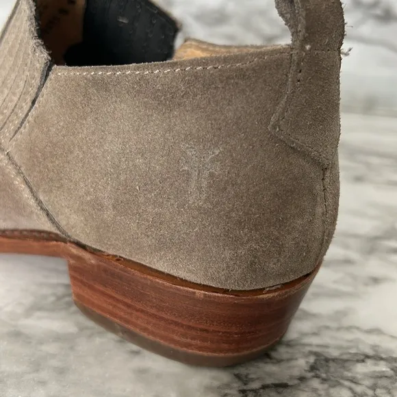 FRYE | women’s size 6 suede leather Billy Shootie made in Mexico western bootie