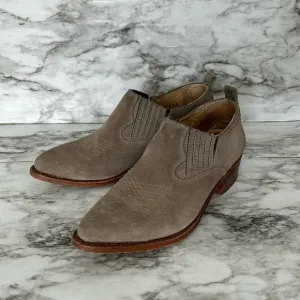 FRYE | women’s size 6 suede leather Billy Shootie made in Mexico western bootie