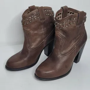 Frye Womens Size US 6.5 Jenny Cut Stud Short Ankle Boots Brown Leather Bootie