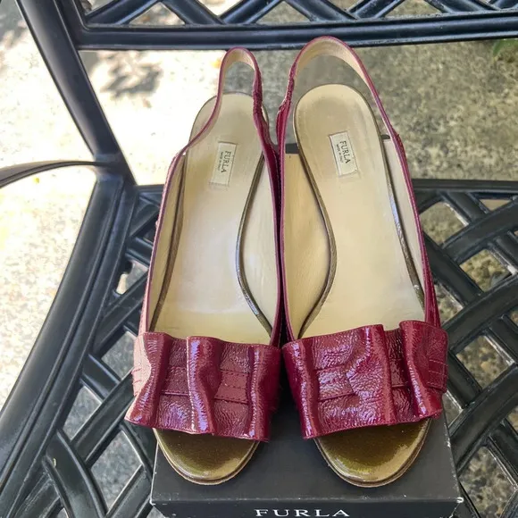 Furla Burgundy Leather Slingback Shoes OPen Toe Patenet Leather Heel size 9