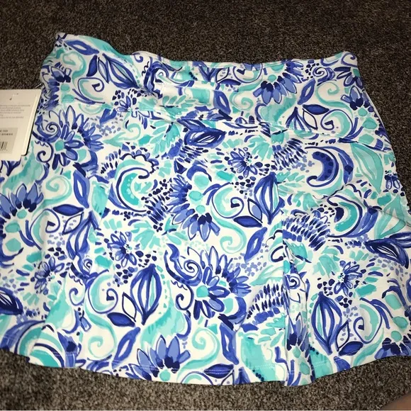 G Lifestyle Wildside Floral UPF50  Godet Skort NWT