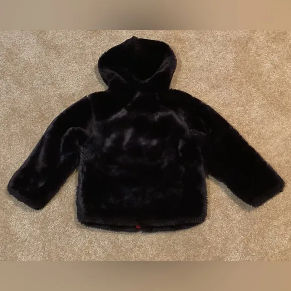 Gap insulated black faux fur girls jacket with red lining XS
