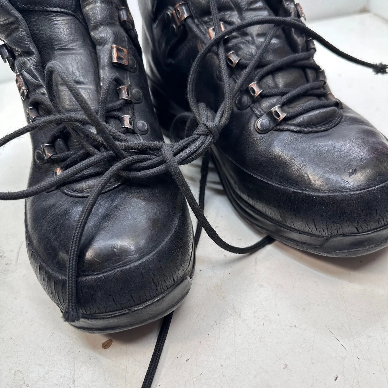 German Army Black Leather Army Heavy Duty Combat Boots Meindl Size EU 42 UK 8