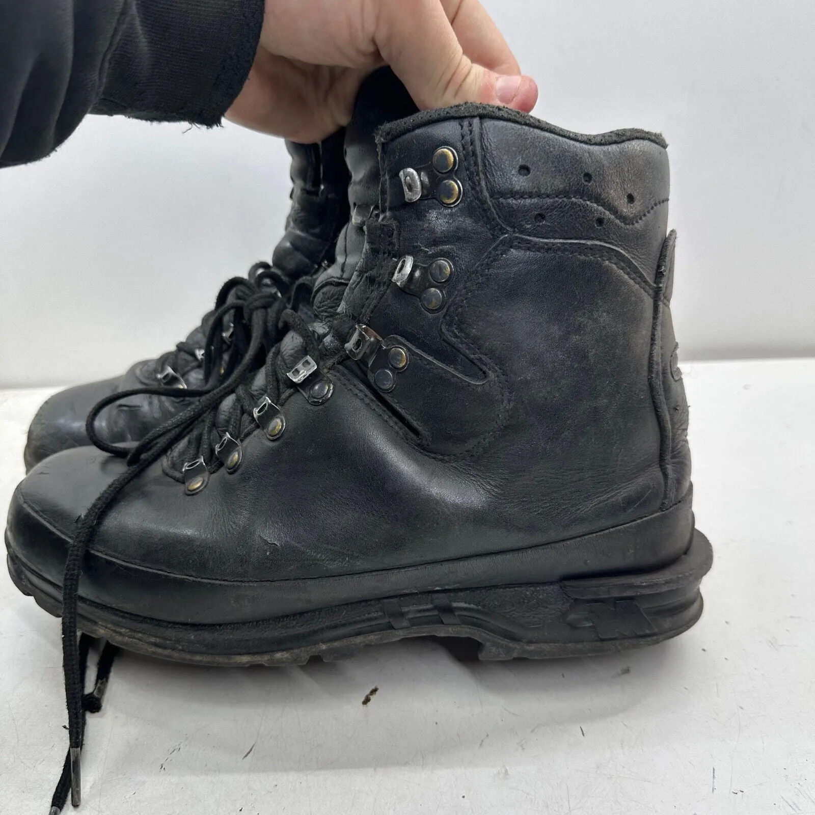 German Army Black Leather Army Heavy Duty Combat Boots Meindl Size EU 42 UK 8