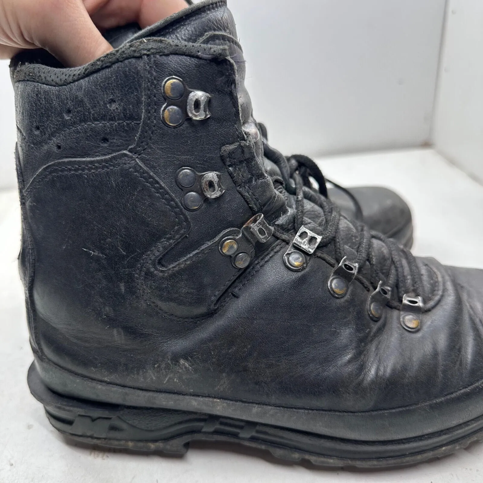 German Army Black Leather Army Heavy Duty Combat Boots Meindl Size EU 42 UK 8