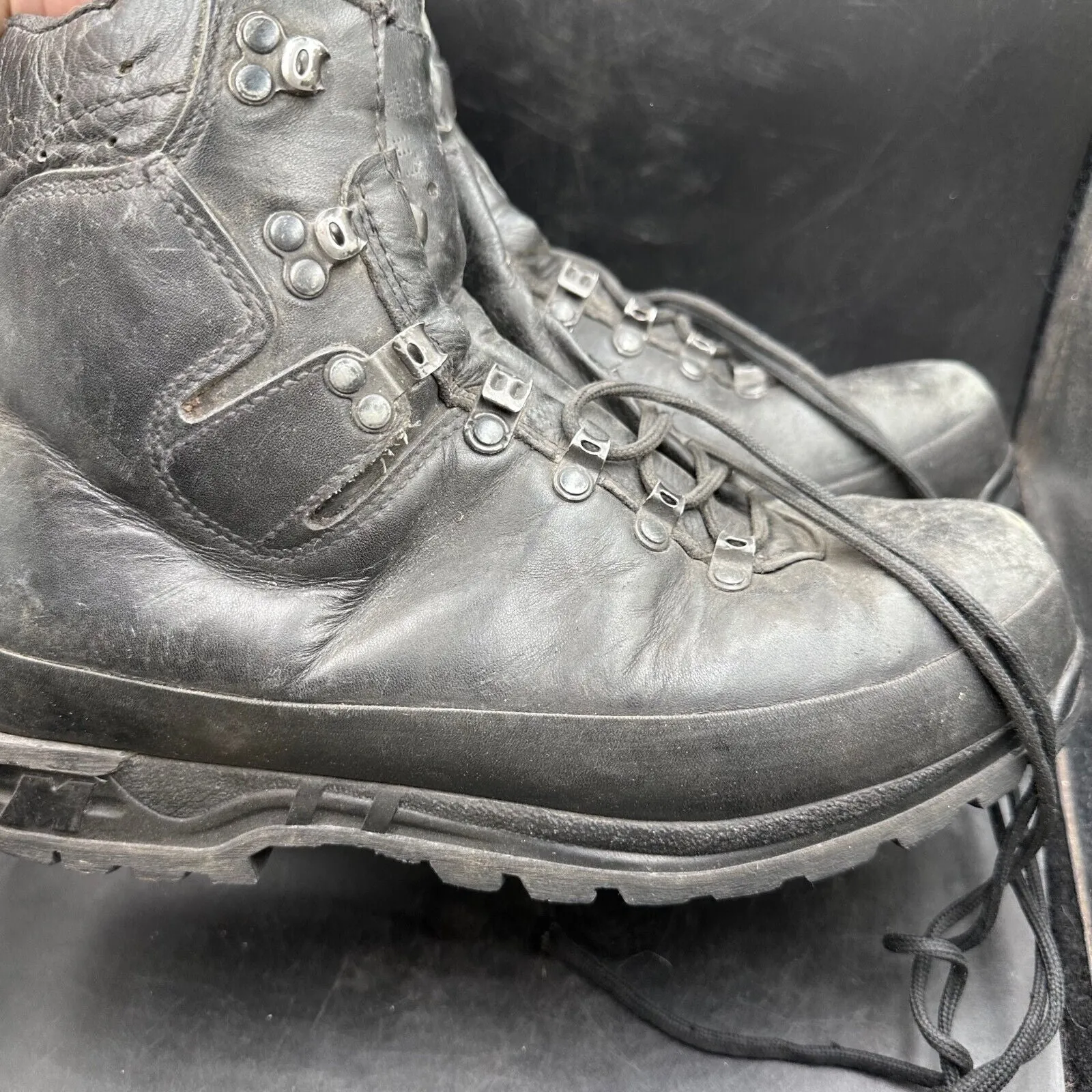 German Army Black Leather Army Heavy Duty Combat Boots Meindl Size EU 43 UK 9