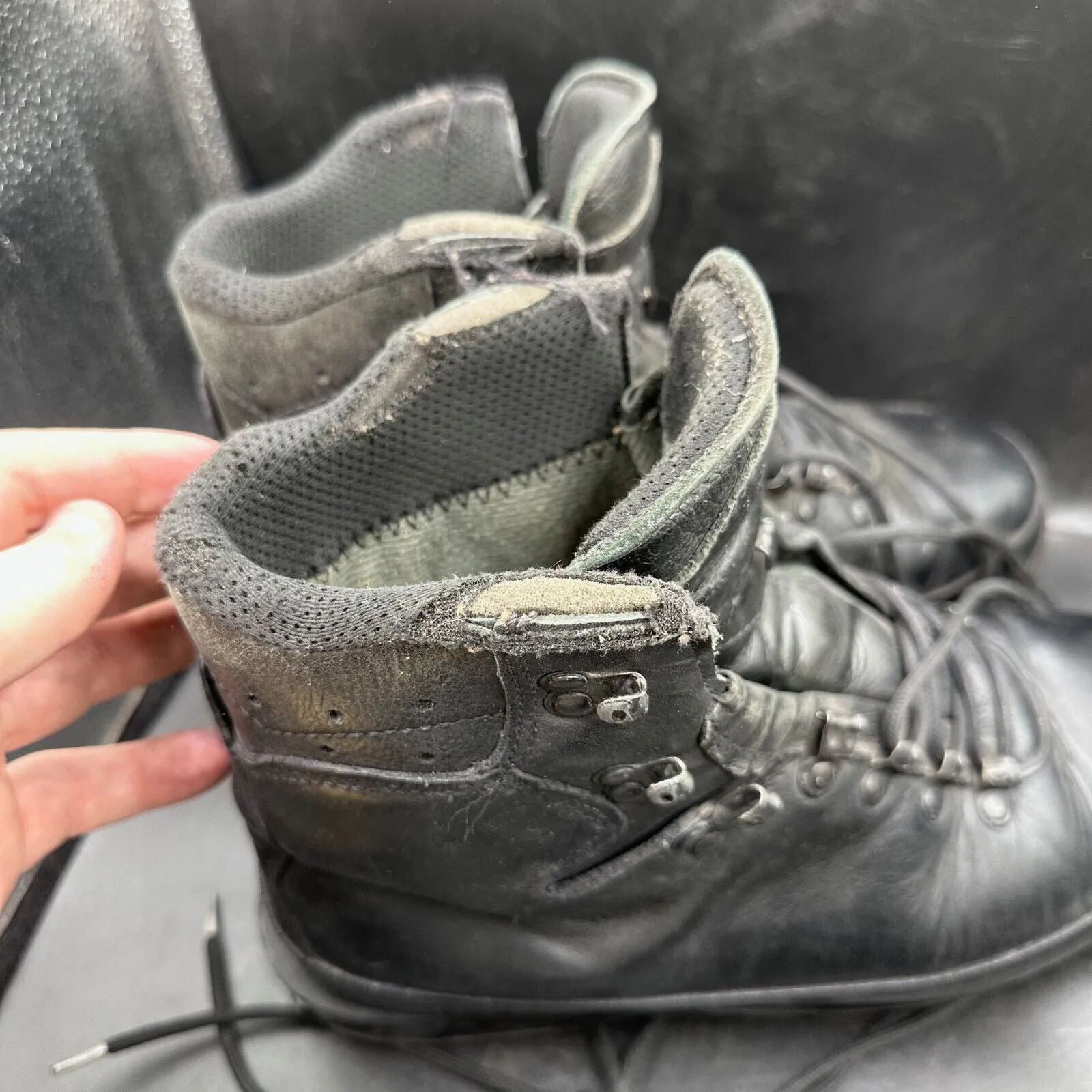 German Army Black Leather Army Heavy Duty Combat Boots Meindl Size EU 43 UK 9