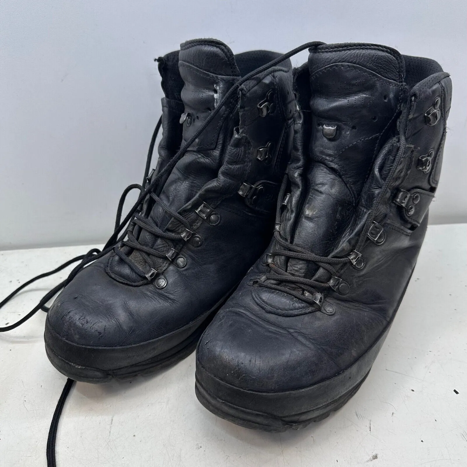 German Army Black Leather Army Heavy Duty Combat Boots Meindl Size EU 43 UK 9