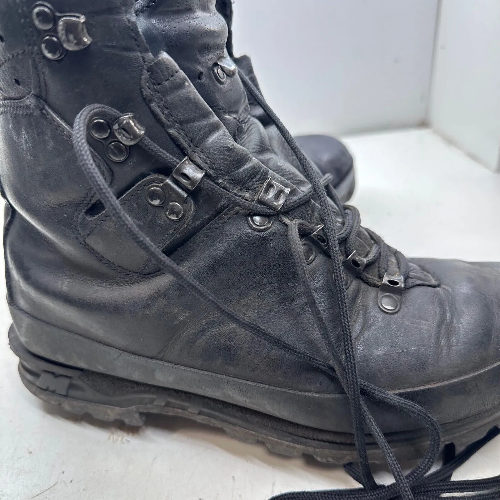 German Army Black Leather Army Heavy Duty Combat Boots Meindl Size EU 43 UK 9