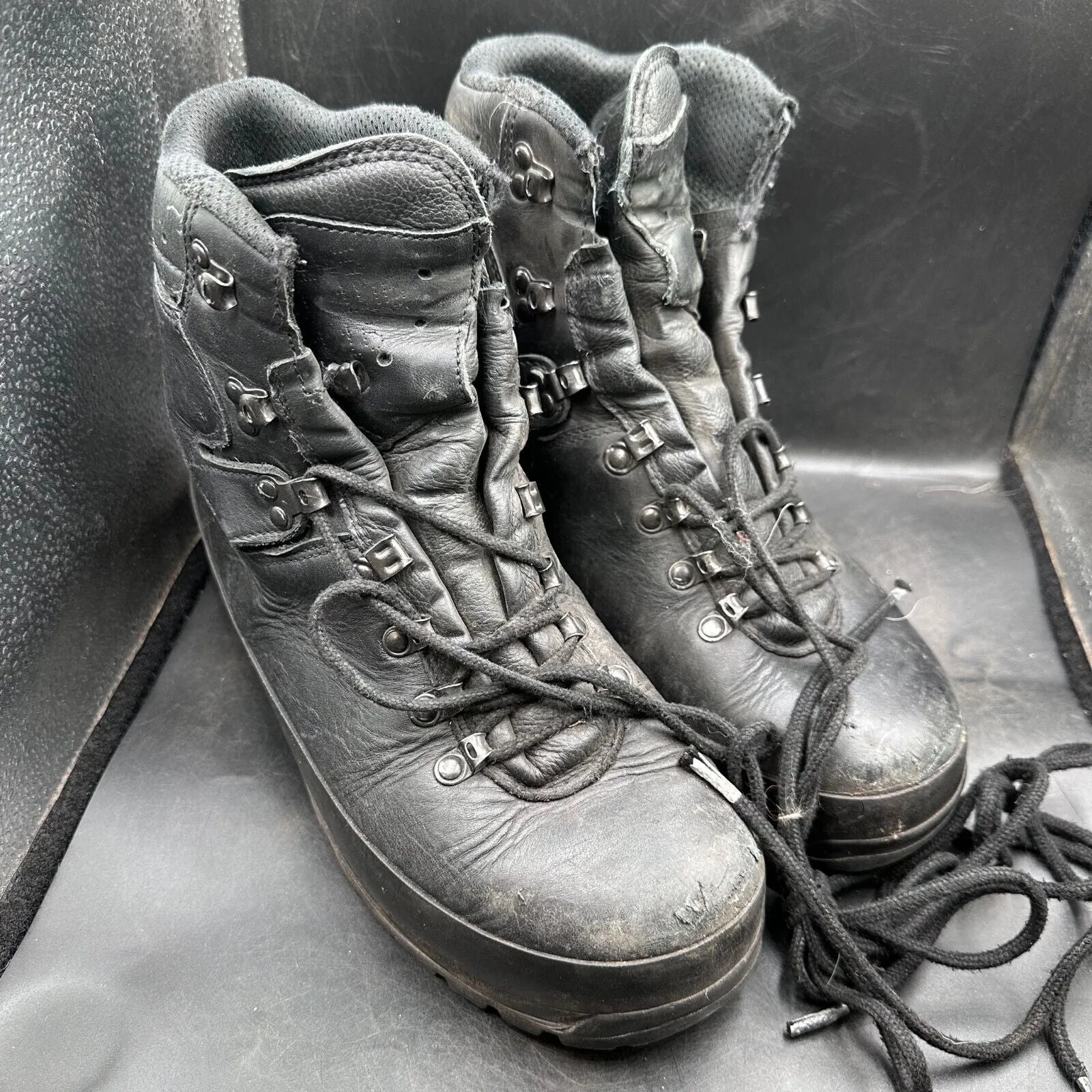 German Army Black Leather Army Heavy Duty Combat Boots Meindl Size EU 43 UK 9