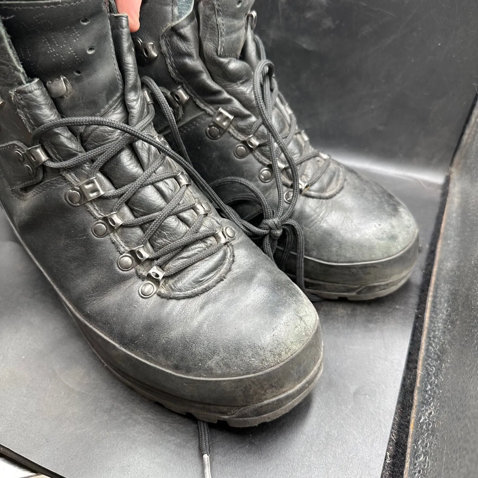 German Army Black Leather Army Heavy Duty Combat Boots Meindl Size EU 44 UK 10