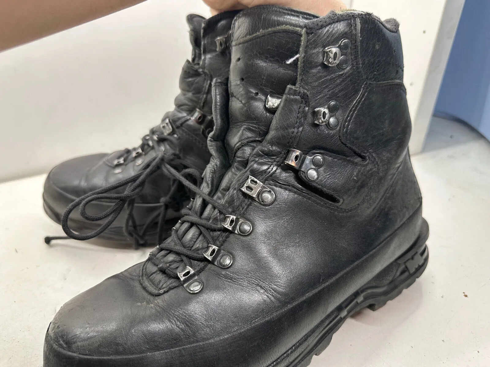 German Army Black Leather Army Heavy Duty Combat Boots Meindl Size EU 44 UK 9.5