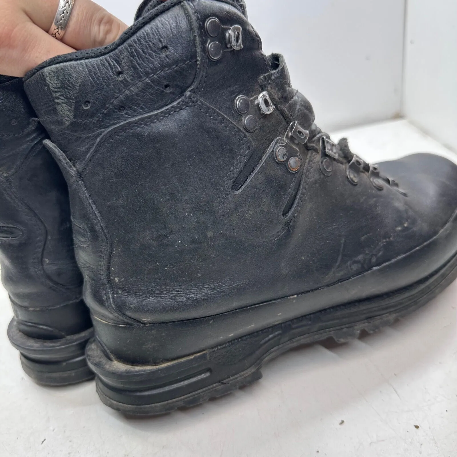 German Army Black Leather Army Heavy Duty Combat Boots Meindl Size EU 44 UK 9.5