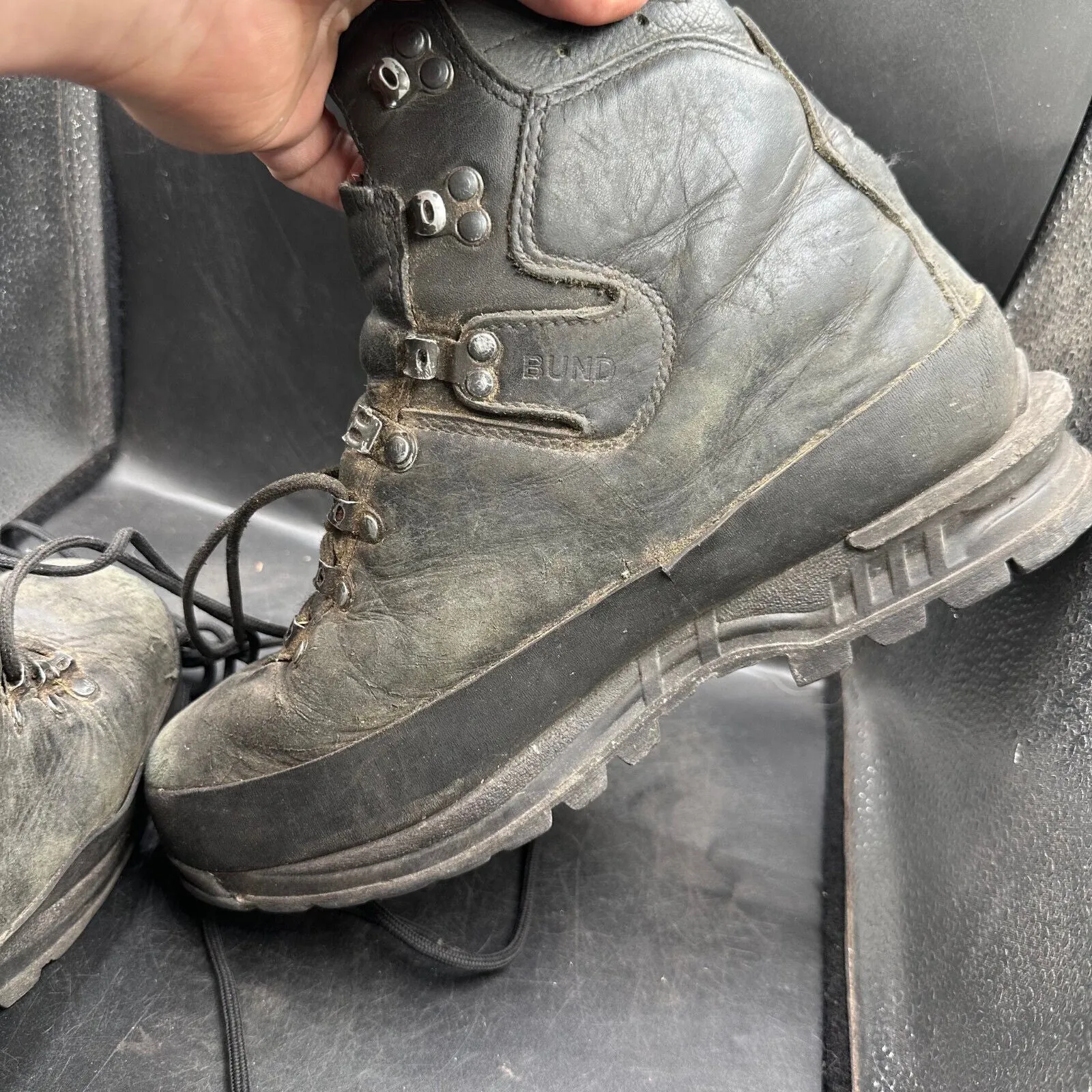 German Army Black Leather Army Heavy Duty Combat Boots Meindl Size EU 44 UK 9.5