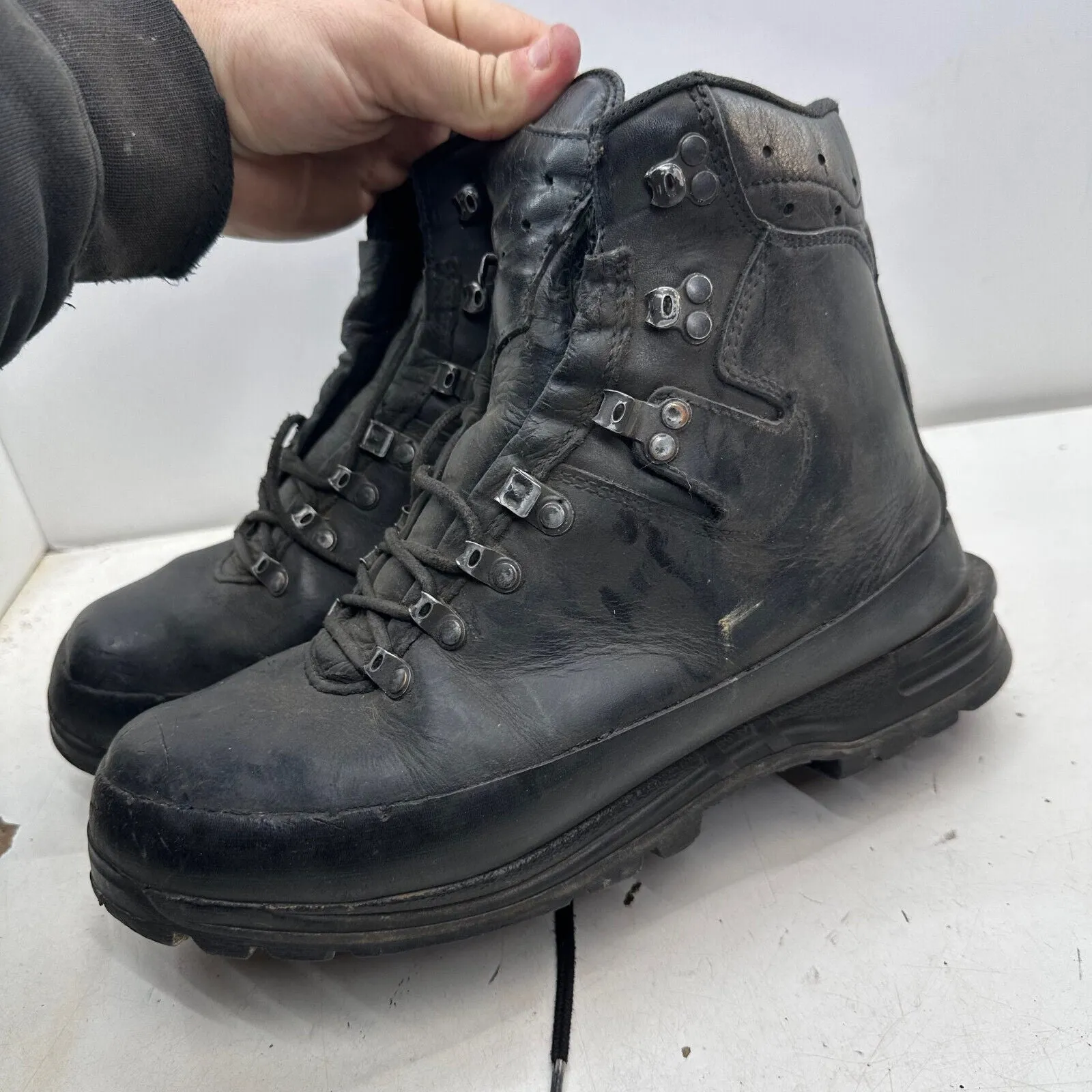 German Army Black Leather Army Heavy Duty Combat Boots Meindl Size EU 44 UK 9.5