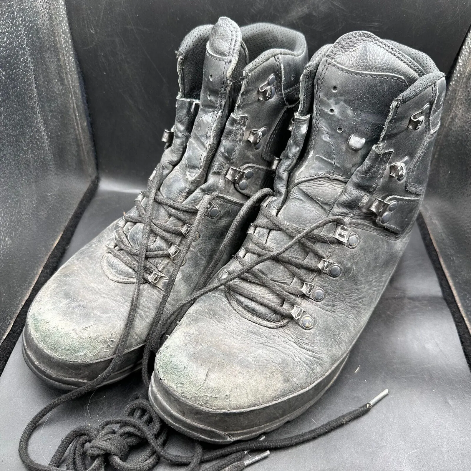 German Army Black Leather Army Heavy Duty Combat Boots Meindl Size EU 44 UK 9.5