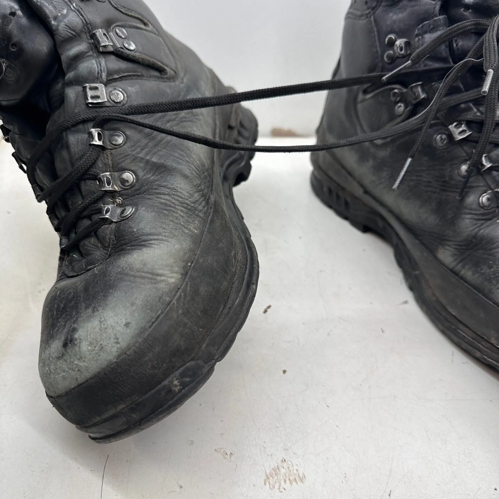German Army Black Leather Army Heavy Duty Combat Boots Meindl Size EU 45 UK 10.5