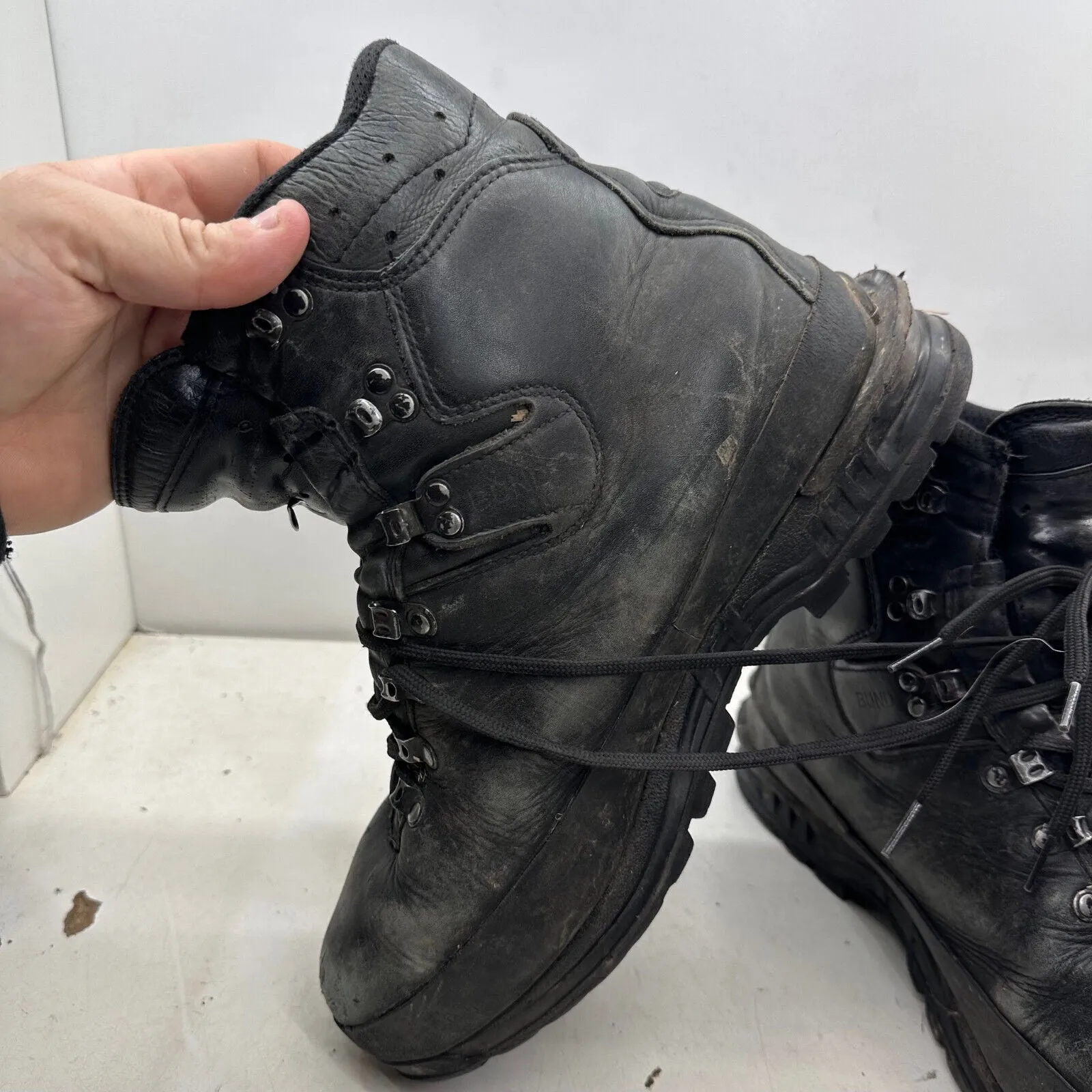 German Army Black Leather Army Heavy Duty Combat Boots Meindl Size EU 45 UK 10.5